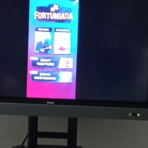 Telewizor na którym wyświetla się program „Fortuniada".